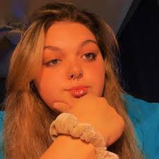 Hey guys my name is Kathleena but I go by Kat Im 23 and from North Carolina  I'm new here and wanted to share my gaming set up. Im wanting to find