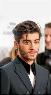 Zayn malik hairstyles are characterized by shorter back and sides while leaving the tresses on the top considerably longer. Zayn Malik Haircuts 2021 In 2021 Zyan Malik Hairstyle Haircuts For Men Hairstyles Zayn