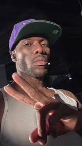 Proper throwback to sparring with @ufc heavyweights Nick Penner & Ryan  Jimmo (RIP brother). Is #TBT still a thing?