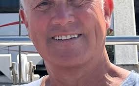 Daniel Renouard's Instagram, Twitter & Facebook