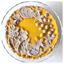 La crostata con crema pasticcera è un dolce semplice e goloso, un guscio di morbida e friabile pasta frolla farcito con profumata crema pasticcera.un dolce da forno ideale sia come dessert da servire dopo cena che per una colazione o merenda un po' speciale. Crostata Con Crema Pasticcera Senza Lattosio Le Ricette Di Anna E Flavia