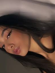 Letra de Gata Chique Charmosa