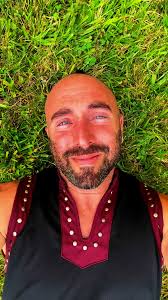 Daydreamin about performing in my favorite place in 2 days. Comment whether  I’ll see you in the dream ⬇️. #getbonked #seriouslyridiculous  #newyorkrenaissancefaire #wherefantasyrules #nyrf #huzzah ...