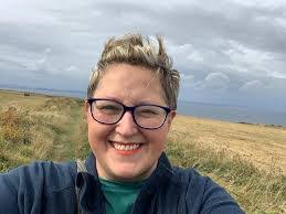 Jill Holly's Instagram, Twitter & Facebook