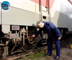 Картинки по запросу локомотив это Kak Proishodit Priyomka I Sdacha Lokomotiva Lokomotivnoj Brigadoj Dvizhenie24