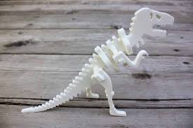Dinosaure En Chocolat Blanc C Chocolate Construction Chocolat Blanc Chocolat Dinosaure