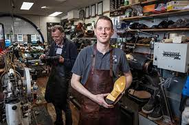 Today we are going to tell the biography of tatjana schoenmaker through this post. Theo 33 Mag Zich Officieel De Beste Schoenmaker Van Europa Noemen Werk Ad Nl