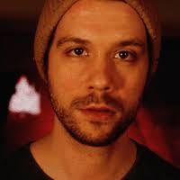 Amber Edgington's Instagram, Twitter & Facebook