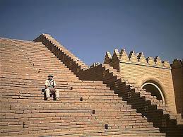 Architecture In Iraq Ancient Coliseum Rebuilt Babylon Iraq Babylon Architecture Landmarks