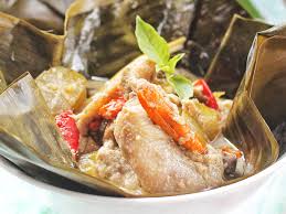 Tapi jika ingin memadukan bahan lain, kamu bisa mengganti ayam dengan ikan maupun daging sapi. Resep Garang Asem Ayam Dan Cara Memasaknya