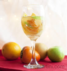 White Christmas Sangria Recipe For The Holiday Season White Christmas Sangria Recipe Christmas Sangria Christmas Sangria Recipes