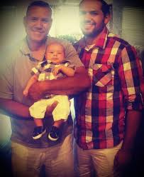 I had reyes winning but i cant even be mad. Rare Photos Of Dominick Reyes With His Parents Brothers Law Of The Fist