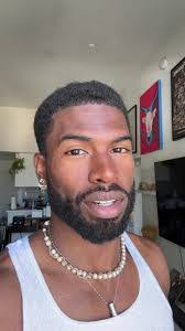 Broderick Wilson's Instagram, Twitter & Facebook