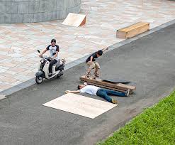 熱く語る堀米氏 (右) sls (street league skateboarding)での優勝なども記憶に新しい、 昨今世界中から注目を集めているスケートボーダーyuto horigome (堀米雄斗)。 今回はその父であり、今現在自身もスケートボードを楽しんでいる ryota horig. Gqbmubyhwx4kdm