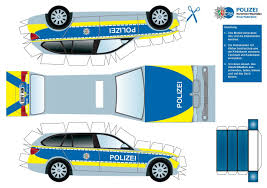Bastelbögen und bastelvorlagen zum downloaden. Bastelbogen Streifenwagen Vertreibt Langeweile Paderborn Auto Basteln Kinder Basteln Und Malen Papiermodell