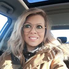 Sandra Michaud (@SandraM63300528)