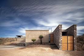 The Cave In Pilares Par Greenfield Coahuila Mexique Maison Ecologique Architecture Ecologique Maison Contemporaine
