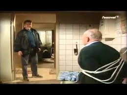 Die lindenstraße ist eine olli klatt hat mich immer so ein bisschen durch mein leben begleitet. Olli Klatt Und Onkel Franz Lindenstrasse 1994 Youtube
