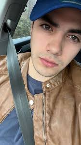 Casi no se bailar, pero me gusta la rumba para la que guste echarnos un  bailecito el intento se hace🤗🤪❤️