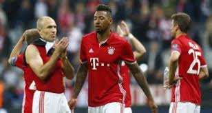 توماس مولر، ستاره آلمانی باشگاه بایرن مونیخ پیش از تقابل این تیم با تیگرس مکزیک به گزارش طرفداری و به نقل از بیلد و اسکای آلمان، تست کرونای توماس مولر مثبت اعلام. Ø¨Ø§ÙŠØ±Ù† Ù…ÙŠÙˆÙ†Ø® ÙŠØ¶Ø­Ùƒ Ø£Ø®ÙŠØ±Ø§ ÙˆÙŠÙ‚ØµÙŠ Ø§Ù„ÙŠÙˆÙ†Ø§ÙŠØªØ¯ Ø¨Ø«Ù„Ø§Ø«ÙŠØ© Ø¨ÙˆÙ†Ø¯Ø³Ù„ÙŠØºØ§ Ù†ÙŠÙˆØ²