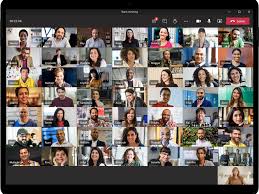 Biggest complaint on my team is that they can't see more than 4 people at time, would love this feature implemented sooner than later. How To See Everyone In A Microsoft Teams Video Meeting Onmsft Com
