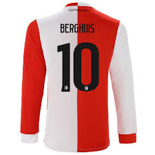 ˈsteːvə(n) ˈbɛrxœys, born 19 december 1991) is a dutch professional footballer who plays as a winger for feyenoord and the netherlands national team. Herren Fussball Steven Berghuis 10 Heimtrikot Rot Weiss Trikot 2019 20 Hemd