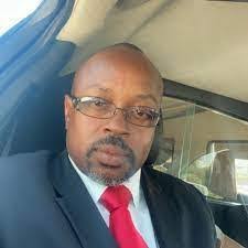 Kim Acree's Instagram, Twitter & Facebook