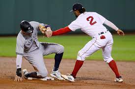 Mlb announced friday's game between the boston red sox and new york yankees will be played as scheduled, with the first pitch set for 7:05 p.m. New York Yankees Vs Boston Red Sox Series Preview Probable Pitchers Pinstripe Alley