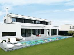 In Ground Swimming Pool Piscina D Artista By Desjoyaux Piscine Italia Residential Pool Architecture House House Styles