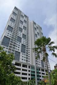 I have 20 years of experience in the field of accountancy and business management. P Rik27 Avoa2m