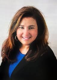 Mary Getz's Instagram, Twitter & Facebook