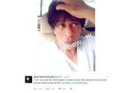Shahrukh Khan Bersyukur Selamat Dari Kecelakaan Pesawat Showbiz Liputan6 Com
