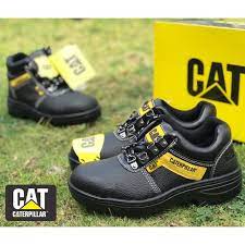 Our range of men's safety boots and safety shoes has something for every vocation, allowing you to focus on what you're good at. Safety Shoes Safety Boot Quality Industrial Steel Toe Cap Work Safety Shoes Caterpillar Kasut Safety Tahan Lasak Shopee Malaysia