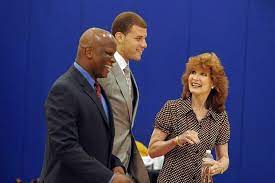 Griffin played college basketball for oklahoma while in high school, both blake and his brother played under their father, tommy griffin, who was the head coach of the basketball team. Blake Griffin Fan Blake Griffin Parents Tommy Gail Griffin Blake Griffin Parents Blake Griffin Tommy