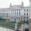 Bundesrat lässt verbot von wildtieren im zirkus scheitern beachten sie dabei bitte unsere regeln für leserkommentare. Https Encrypted Tbn0 Gstatic Com Images Q Tbn And9gcsss Cs Pjnes9ewxmfeb7wlbocjkwzrtzwitqqz8tqngfuzyi5 Usqp Cau