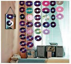 Hiasan pintu kamar tidur dari kertas origami dekorasi kamar dengan hiasan balon udara dari kertas origami diy home decor halo temen temen klai ini litasta creative akan berbagi cara mudah dan detail dalam menghias kamar ataupun ruangan. Cara Membuat Tirai Pintu Kamar Dengan