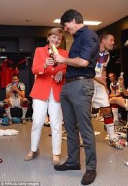 Amid reports that the german defense ministry is considering getting involved in the syrian conflict, spd leader andrea nahles, a coalition partner of angela merkel, has completely ruled out supporting. Die 49 Besten Ideen Zu Joachim Low Joachim Low Fussball Jogi Loew
