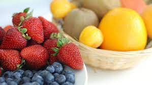 Vitamin c (asam askorbat) banyak. Buah Dengan Kandungan Vitamin C Terbanyak Selain Jeruk