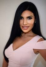 Patricia Salas's Instagram, Twitter & Facebook