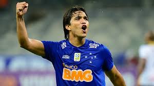 El delantero boliviano marcelo moreno martins no llegará a colo colo y se mantendrá en cruzeiro. Marcelo Martins Cruzeiro Martins Es El Goleador Historico De La Verde Unitel In The Game Fifa 21 His Overall Rating Is 71 Khairilwahyuni
