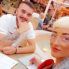 Recently moved to the area and curious to know if there are any local  businesses specialising in front doors? Would rather suppprt locally than  say bnq 😊 🚪