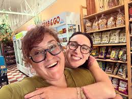 Peter Amidon passed away this afternoon, surrounded by song, wrapped in the  robe I was planning