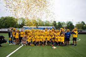 Vi har høje ambitioner, men vi gør det lidt anderledes! Fra Serie 2 Til Liga Pa Tre Ar Fodbold Laerer Piger Man Ikke Dor Af At Lave Fejl Kvindeligaen Dr