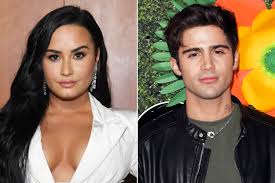 Demi lovato a courageous young lady. Demi Lovato Is Dating Young And The Restless Actor Max Ehrich People Com