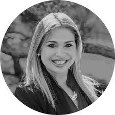 Diane Porche's Instagram, Twitter & Facebook