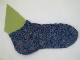 Quita la contraseña de los pdf y los desbloquea, así podrás usarlos para lo que quieras. Sockenspanner Selbstgemacht Too Wool For Cool