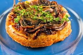 Mushroom Leek Tarts Vegetarian Delicious Everyday Tarte Tatin Recipe Recipes Savory Puff Pastry