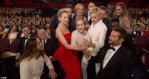 Ellen tweeted a group selfie. Ellen Degeneres Oscars Selfie With Jennifer Lawrence And Bradley Cooper Broke Twitter Daily Mail Online