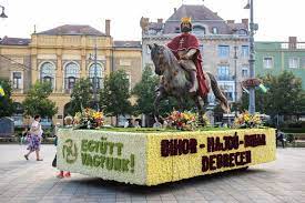 Aug 22, 2013 · a debreceni virágkarnevál hazánk egyik legnagyobb és legismertebb rendezvénye, melyre idén augusztus 15. Kezdolap Debreceni Viragkarneval