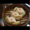 Ada siomay udang ayam, nori ayam udang, kulit tahu udang, hisitkau, hakau, hingga lumpia isi udang yang rasanya enak banget. 1